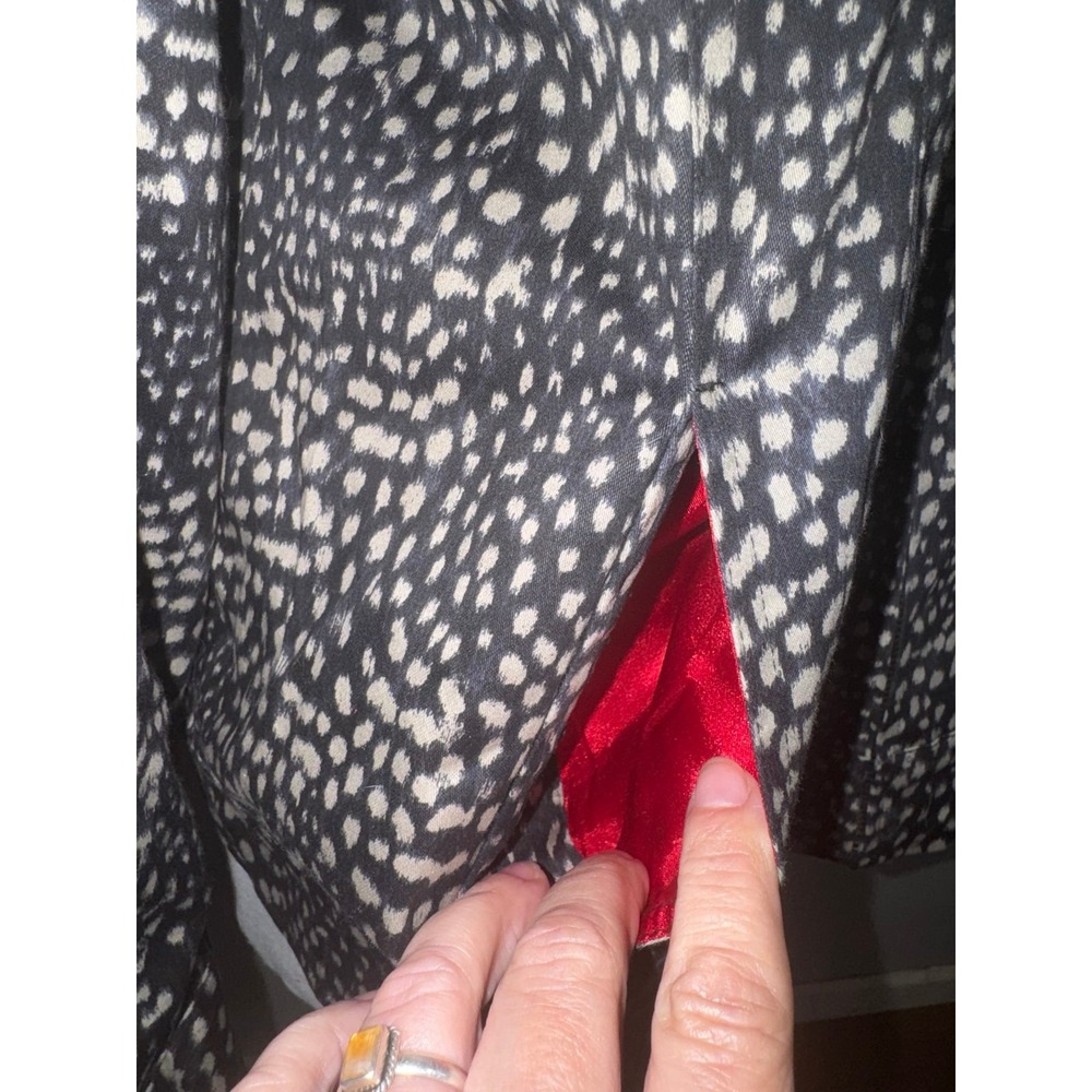 Chicos Animal print zip front red satin owl lining size 3 - Picture 4 of 8